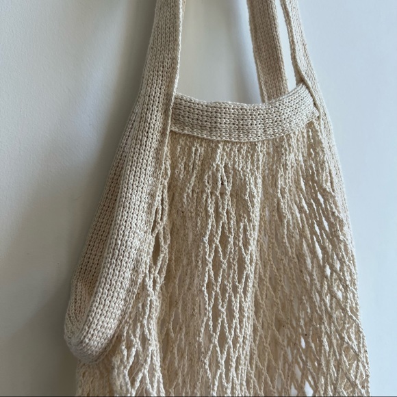 Cream mesh minimalist market tote beach vacation - Picture 5 of 8